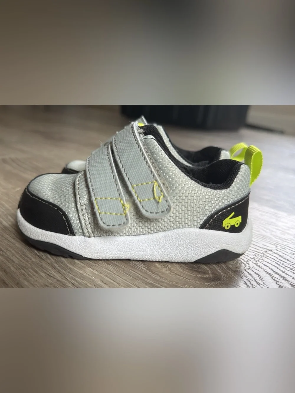 See Kai run boys  Grey and Neon Green Velcro Athletic Shoes